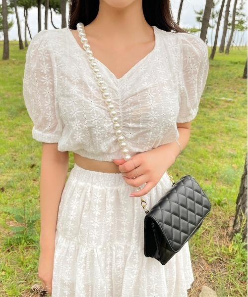 chuu(チュー)の「CHUU パンチング刺繍セットアップ(セットアップ・レディース・アイボリー・FREE)」の1枚目の写真