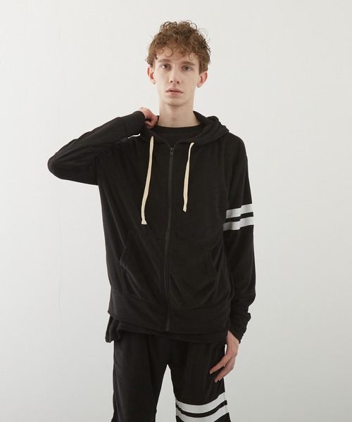 TONE SELECT WEAR(トーンセレクトウェア)の「【TONE BY AS】パイル袖ラインZIPパーカー(BL)(パーカー・メンズ・チャコールグレー/ブラック/ベージュ/ネイビー/ピンク/アイボリー/イエロー系その他・MEDIUM/LARGE)」の9枚目の写真
