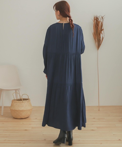 SENSE OF PLACE by URBAN RESEARCH（センスオブプレイスバイアーバンリサーチ）の「ティアードワンピース（ワンピース・レディース・カーキ/ブルー/ブラック/ライトベージュ・ONE）」の13枚目の写真