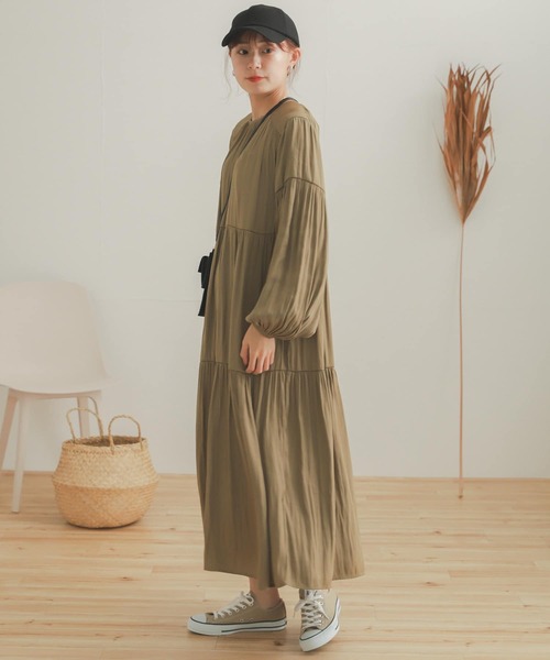 SENSE OF PLACE by URBAN RESEARCH（センスオブプレイスバイアーバンリサーチ）の「ティアードワンピース（ワンピース・レディース・カーキ/ブルー/ブラック/ライトベージュ・ONE）」の19枚目の写真