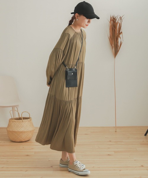 SENSE OF PLACE by URBAN RESEARCH（センスオブプレイスバイアーバンリサーチ）の「ティアードワンピース（ワンピース・レディース・カーキ/ブルー/ブラック/ライトベージュ・ONE）」の20枚目の写真