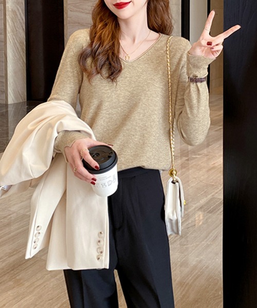 Primazel（プリマゼル）の「Vネック長袖シンプルニットソー（ニット/セーター・レディース・ホワイト/ブラック/モカ・M）」の12枚目の写真