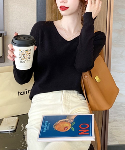 Primazel（プリマゼル）の「Vネック長袖シンプルニットソー（ニット/セーター・レディース・ホワイト/ブラック/モカ・M）」の13枚目の写真