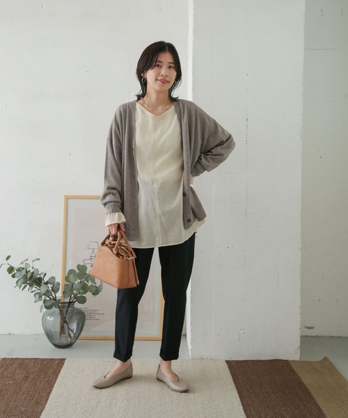 URBAN RESEARCH DOORS(アーバンリサーチドアーズ)の「ウールワイドVネックカーディガン(カーディガン/ボレロ・レディース・オートミール/ダークブラウン/ライトグレー・ONE)」の22枚目の写真