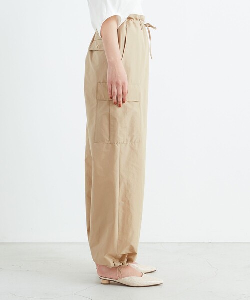 Aresense(アーセンス)の「Aresense/アーセンス TEXBRID高密度ストレッチカーゴパンツ(カーゴパンツ・レディース・ベージュ・フリ-)」の3枚目の写真