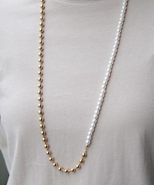colleca la(コレカラ)の「パールとボールチェーンのコンビネーションネックレス(ネックレス・レディース・シルバー/ゴールド・フリ-)」の5枚目の写真