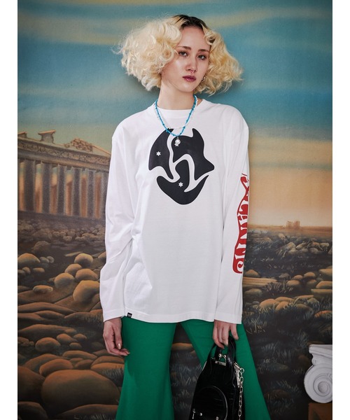 PAMEO POSE(パメオポーズ)の「Wife’s Pet Long-T(Tシャツ/カットソー・レディース・ホワイト/ブラック/ブルー・FREE)」の2枚目の写真