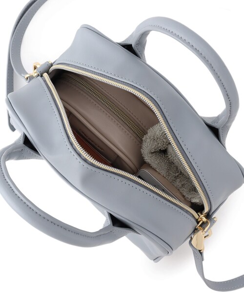 AG by aquagirl(エージーバイアクアガール)の「◆フェイクレザーボックスボストン【2WAY】(ボストンバッグ・レディース・オフホワイト/グレー/ネイビー・00)」の6枚目の写真