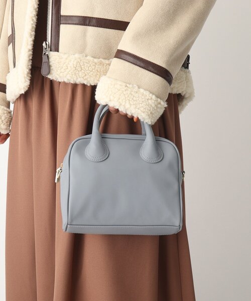 AG by aquagirl(エージーバイアクアガール)の「◆フェイクレザーボックスボストン【2WAY】(ボストンバッグ・レディース・オフホワイト/グレー/ネイビー・00)」の12枚目の写真