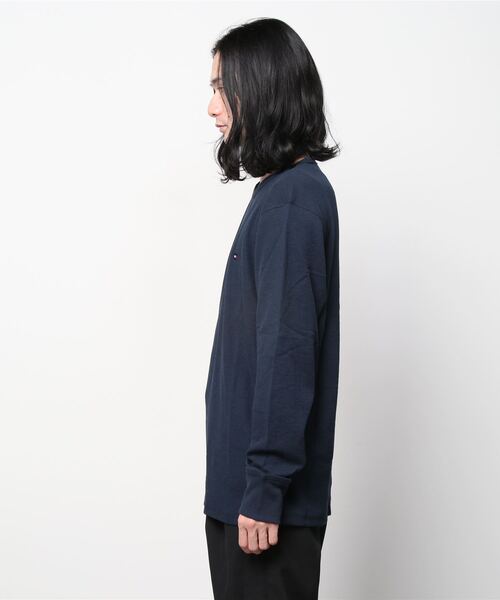 TOMMY HILFIGER(トミーヒルフィガー)の「【Tommy Hilfiger】トミーヒルフィガー Tシャツ 長袖 ロンT サーマル THERMAL LS TEE ロゴ 09T3585(Tシャツ/カットソー・メンズ・ホワイト/ブラック/グレー/レッド/アイボリー/ダークネイビー/ブラウン・S/M/L/XL/XXL)」の9枚目の写真