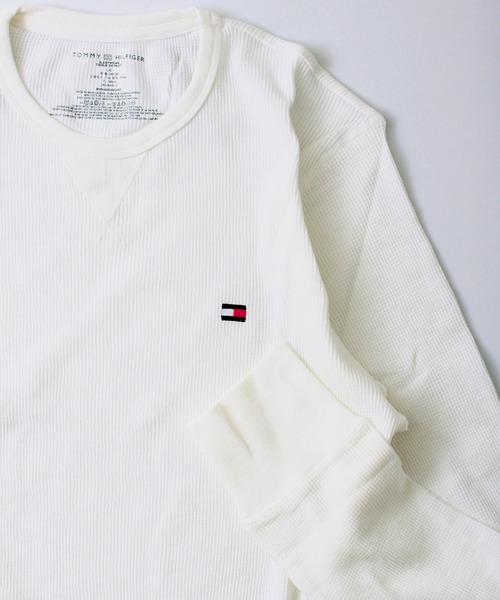 TOMMY HILFIGER(トミーヒルフィガー)の「【Tommy Hilfiger】トミーヒルフィガー Tシャツ 長袖 ロンT サーマル THERMAL LS TEE ロゴ 09T3585(Tシャツ/カットソー・メンズ・ホワイト/ブラック/グレー/レッド/アイボリー/ダークネイビー/ブラウン・S/M/L/XL/XXL)」の2枚目の写真