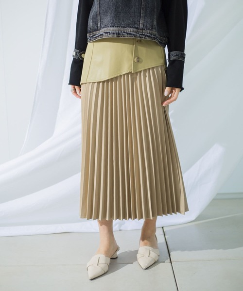 mona Belinda(モナベリンダ)の「合皮切替プリーツスカート(スカート・レディース・イエロー/アイボリー・FREE)」の13枚目の写真