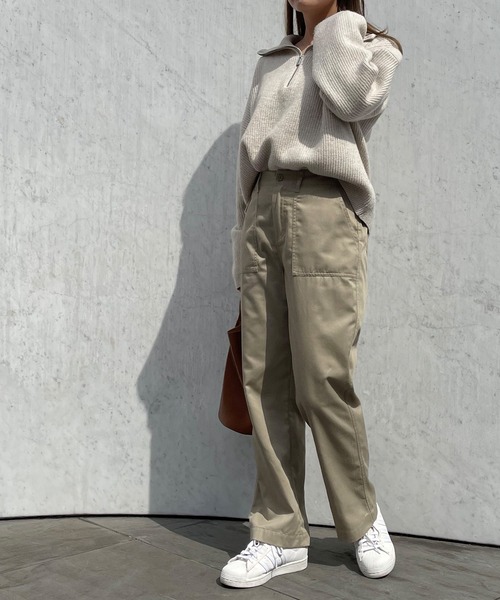 KANGOL EXTRA COMFORT（カンゴールエクストラコンフォート）の「【KANGOL EXTRA COMFORT(カンゴール エクストラコンフォート)】《WEB限定》ワイドストレート ロゴ刺繍ツイル ベイカーパンツ（その他パンツ・レディース・ブラック/ベージュ/カーキ・LL/M/L）」の3枚目の写真