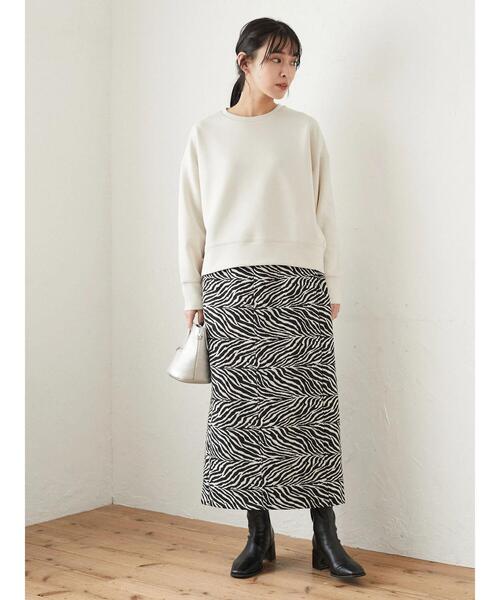 Green　Parks（グリーンパークス）の「ダンボールクッションショート丈プルオーバー＊（スウェット・レディース・サックスブルー/ブラック/ライトベージュ・FREE）」の6枚目の写真