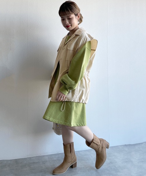 w closet（ダブルクローゼット）の「開襟衿ミリタリーベスト（ベスト・レディース・キナリ/ライトカーキ・FREE）」の9枚目の写真