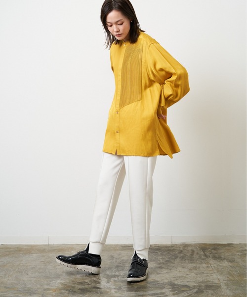 HERENCIA（ヘレンチア）の「スリットヘム センターシーム