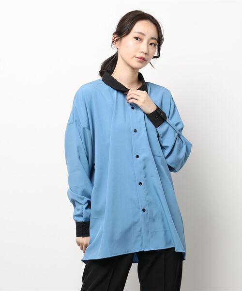 INASTUDIOS ZOO（イーナストゥディオスズー）の「「INASTUDIOS SELECT」ポリストレッチ クレリックシャツ トップス レディース（シャツ/ブラウス・レディース・ホワイト/グレイッシュベージュ/チャコール/グリーン/サックスブルー/ブラック/ネイビー/パープル・MEDIUM/LARGE/X-LARGE）」の15枚目の写真