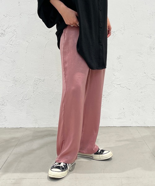 apres jour mignon(アプレジュールミニョン)の「カラーサテンイージーパンツ【ZOZOTOWN限定アイテム】(その他パンツ・レディース・グリーン/ピンク/ブラック/オレンジ・SMALL/MEDIUM/X-LARGE)」の12枚目の写真