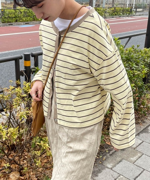 byYOUANCE（バイユアンス）の「マルチボーダースナップボタンカーディガン（カーディガン/ボレロ・レディース・ネイビー/サックスブルー/イエロー/ブルー系その他・FREE）」の4枚目の写真