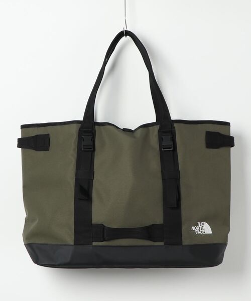THE NORTH FACE（ザノースフェイス）の「THE NORTH FACE Fieludens Gear Tote M NM82201（アウトドアグッズ・メンズ・ブラック/オリーブ・FREE）」の12枚目の写真