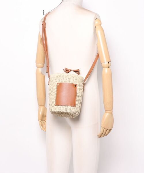 N.（N. Natural Beauty Basic）（エヌエヌナチュラルビューティーベーシック）の「ペーパーコンビミニショルダーバッグ（トートバッグ・レディース・ベージュ系その他・ﾌﾘ-）」の4枚目の写真