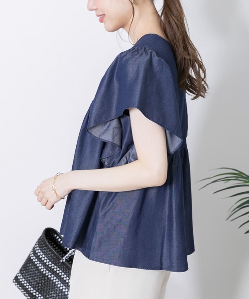 URBAN RESEARCH Sonny Label（アーバンリサーチサニーレーベル）の「フレアスリーブデニムブラウス（シャツ/ブラウス・レディース・インディゴブルー/ライトインディゴブルー・FREE）」の20枚目の写真