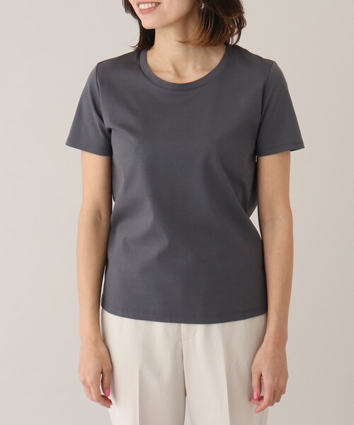 UNTITLED(アンタイトル)の「【接触冷感】アイスクリアコットンTシャツ(Tシャツ/カットソー・レディース・オフホワイト/ブラック/ダークグレー・44/02/04/48/00)」の5枚目の写真