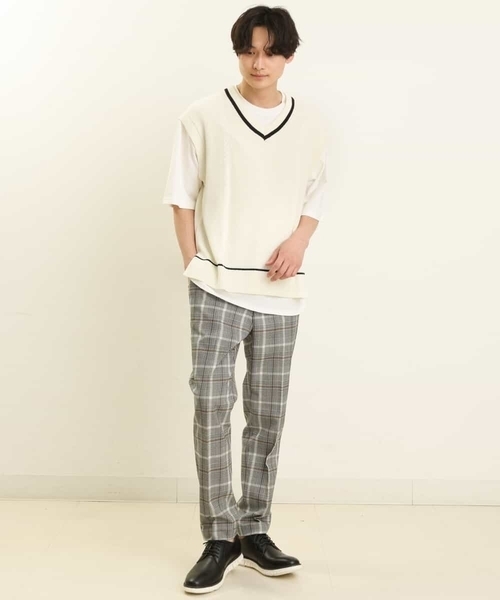 a.v.v（アーヴェヴェ）の「【S-XXL】チェック柄スマートスラックス（アンクル丈）（スラックス・メンズ・ベージュ/ホワイト/ライトグレー/グレー・46/48/50/52/44）」の5枚目の写真
