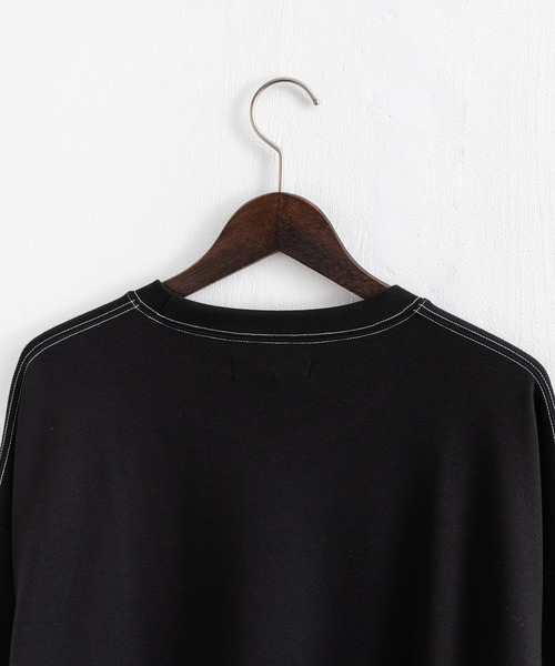 Rocky Monroe(ロッキーモンロー)の「オーバーサイズ 接触冷感 クールダンボール配色ステッチクルーネックTシャツ(Tシャツ/カットソー・メンズ・ホワイト/チャコールグレー/ライトグレー/ブラック/パープル/マスタード/ブルーグリーン/ライトベージュ・M/L)」の12枚目の写真