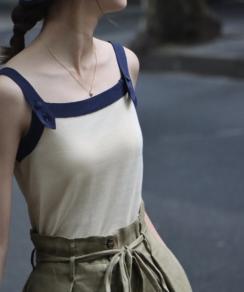 MANGROVE（マングローブ）の「デザインストラップニットキャミソール（キャミソール・レディース・ネイビー/アイボリー/ホワイト×レッド/ホワイト×ネイビー・FREE）」の2枚目の写真