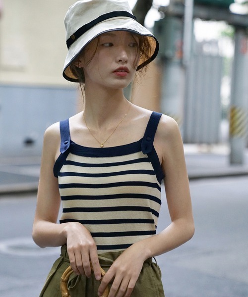 MANGROVE（マングローブ）の「デザインストラップニットキャミソール（キャミソール・レディース・ネイビー/アイボリー/ホワイト×レッド/ホワイト×ネイビー・FREE）」の9枚目の写真