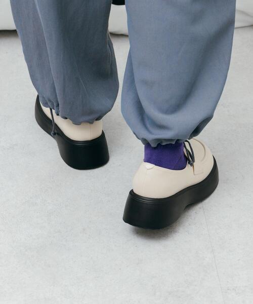 CITEN(シテン)の「<CITEN>ボリュームソール ローファー(ローファー・レディース・ホワイト/ブラック・M/L)」の4枚目の写真