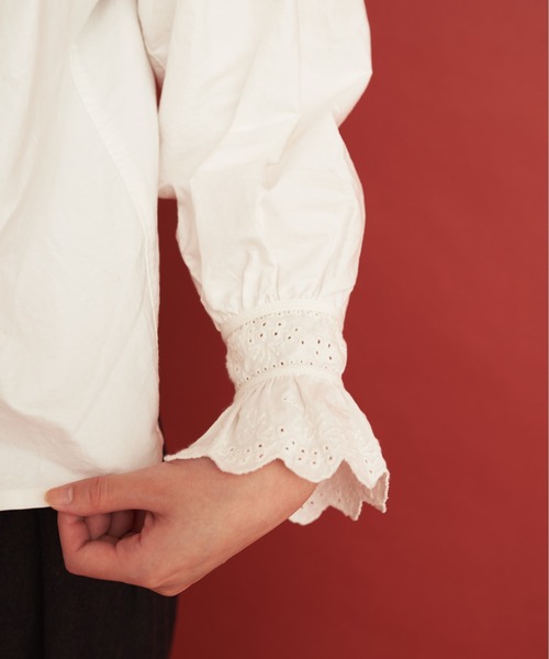 Malle(マル)の「malle オックス カットワーク刺繍 ブラウス(シャツ/ブラウス・レディース・ホワイト/ブラック・FREE)」の12枚目の写真