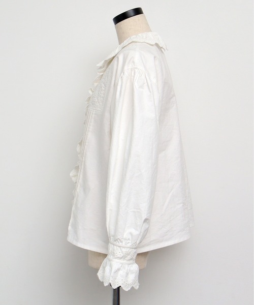 Malle(マル)の「malle オックス カットワーク刺繍 ブラウス(シャツ/ブラウス・レディース・ホワイト/ブラック・FREE)」の16枚目の写真