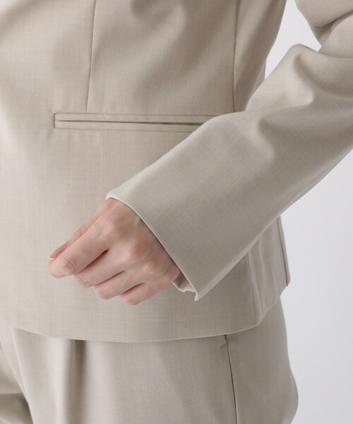 index(インデックス)の「◆DELEGANT/デレガント ノーカラージャケット【WEB限定サイズ】(ノーカラージャケット・レディース・ライトベージュ/ネイビー/ブラック系1・36/40/38/42)」の9枚目の写真