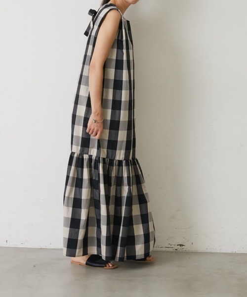 Shelly island(シェリーアイランド)の「アソートチェックロングワンピース(ワンピース・レディース・ブラック・M)」の5枚目の写真