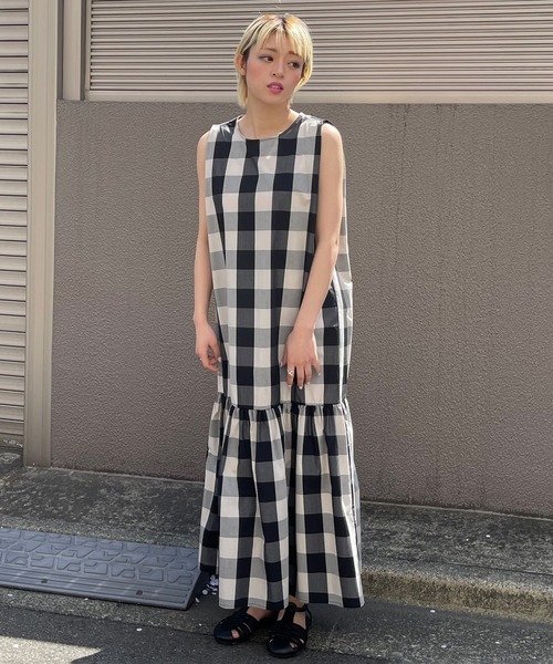 Shelly island(シェリーアイランド)の「アソートチェックロングワンピース(ワンピース・レディース・ブラック・M)」の12枚目の写真