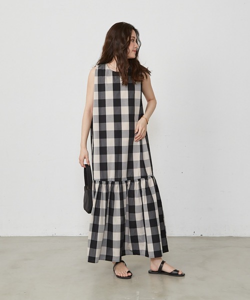 Shelly island(シェリーアイランド)の「アソートチェックロングワンピース(ワンピース・レディース・ブラック・M)」の18枚目の写真