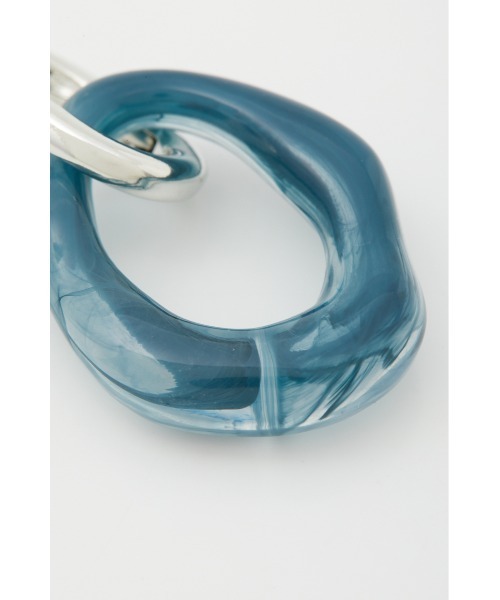 AZUL by moussy（アズールバイマウジー）の「2WAY COLOR ACRYL RING EARRINGS/フェイクパールアシンメトリーイヤリング（ピアス（両耳用）・レディース・イエロー/ダークブルー・FREE）」の18枚目の写真