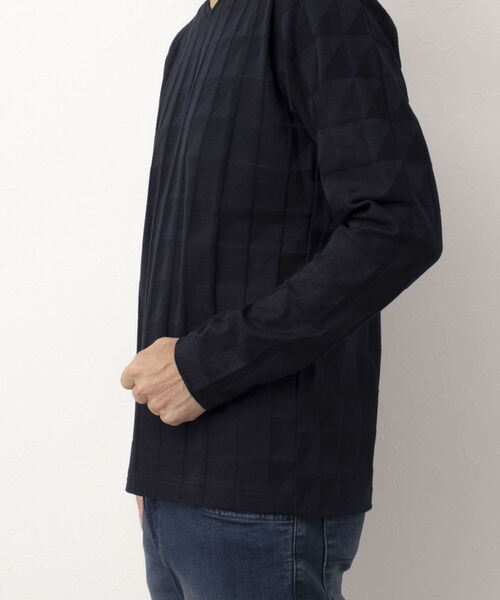 Stutostein Nolley's(シュテットシュタインノーリーズ)の「幾何学リンクスVネック長袖Tシャツ ロンT(Tシャツ/カットソー・メンズ・ホワイト/ブラック/ネイビー・L/M/S/XL)」の18枚目の写真