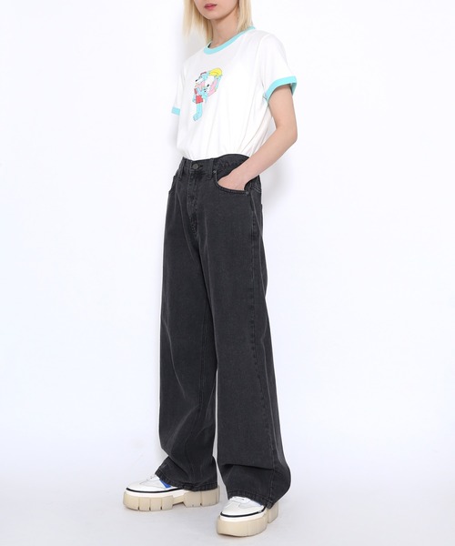 PUNYUS(プニュズ)の「デニムバギーパンツ(デニムパンツ・レディース・ライトインディゴブルー/ブラック・1/2/3/4)」の7枚目の写真