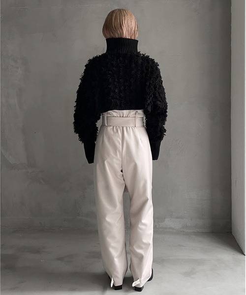 Solace（ソレイス）の「ハーフジップフリンジショートニット（ニット/セーター・レディース・ホワイト/ブラック・FREE）」の3枚目の写真