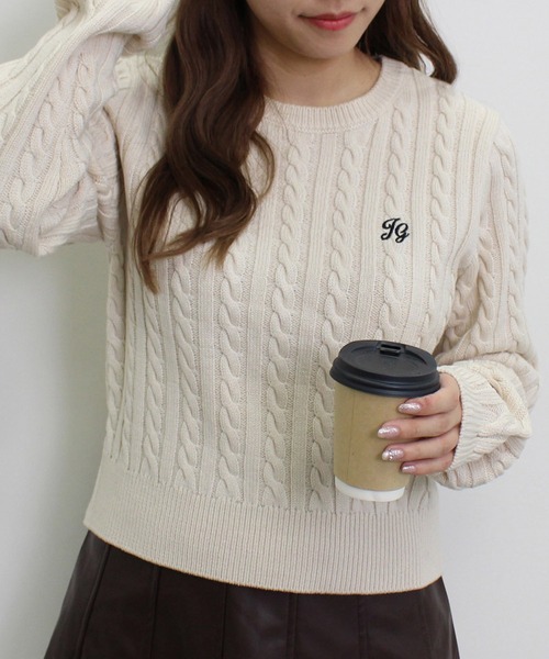 INGNI（イング）の「胸刺しゅうケーブルニット（ニット/セーター・レディース・ブラック/グリーン/アイボリー/ベージュ・M）」の12枚目の写真