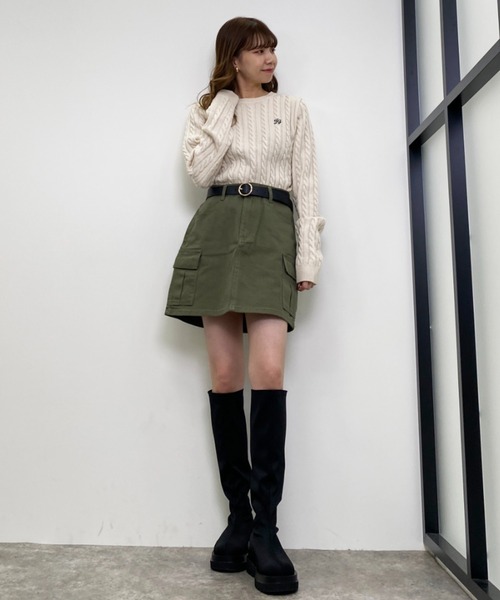 INGNI（イング）の「胸刺しゅうケーブルニット（ニット/セーター・レディース・ブラック/グリーン/アイボリー/ベージュ・M）」の11枚目の写真