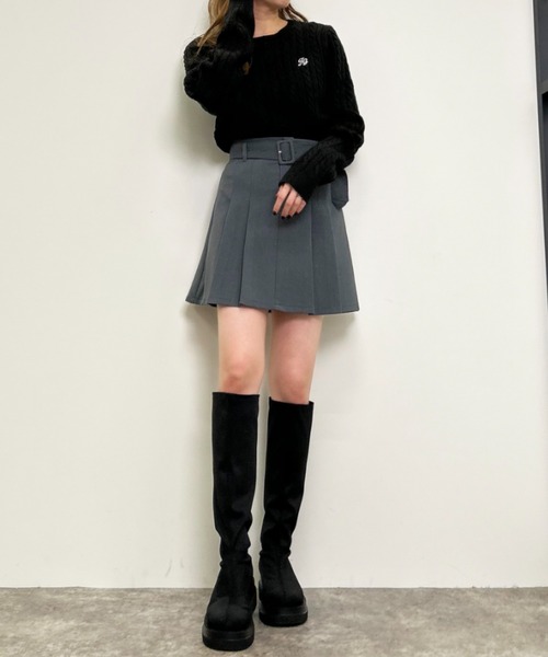 INGNI（イング）の「胸刺しゅうケーブルニット（ニット/セーター・レディース・ブラック/グリーン/アイボリー/ベージュ・M）」の15枚目の写真