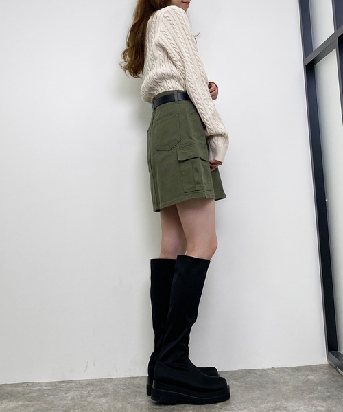 INGNI（イング）の「胸刺しゅうケーブルニット（ニット/セーター・レディース・ブラック/グリーン/アイボリー/ベージュ・M）」の21枚目の写真