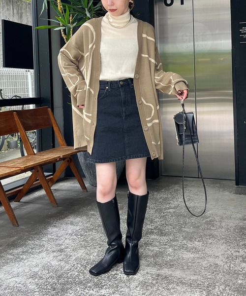 CAPRICIEUX LE'MAGE(カプリシューレマージュ)の「ラインジャガードカーディガン(カーディガン/ボレロ・レディース・チャコールグレー/ベージュ/ライトベージュ・FREE)」の18枚目の写真