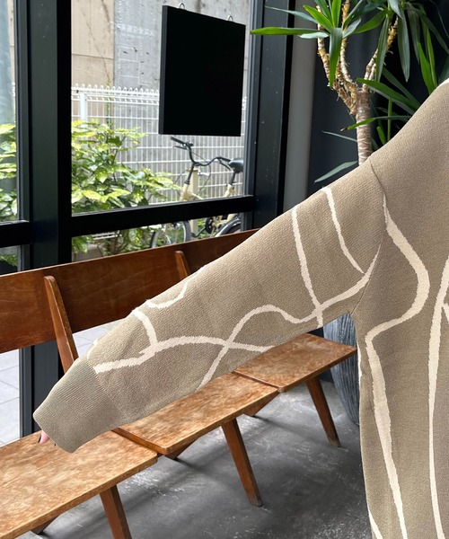 CAPRICIEUX LE'MAGE(カプリシューレマージュ)の「ラインジャガードカーディガン(カーディガン/ボレロ・レディース・チャコールグレー/ベージュ/ライトベージュ・FREE)」の12枚目の写真