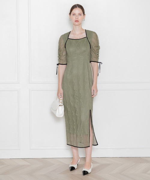 Leja（レジャ）の「【LEJA】スクエアネック配色パイピング後ろボレロI