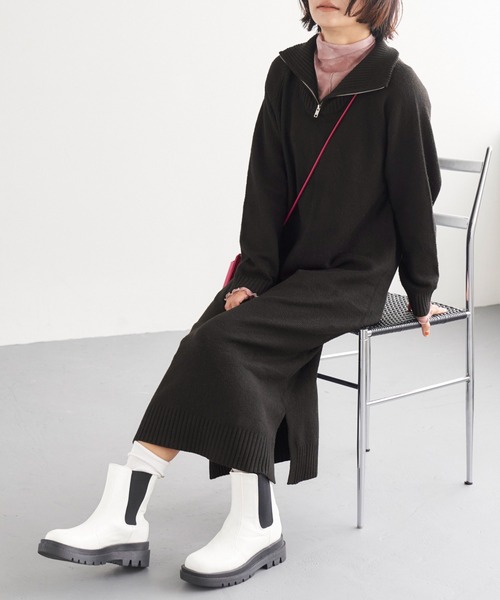 Chaco closet（チャコ クローゼット）の「ハーフジップニットワンピース（ワンピース・レディース・グレー/ブラック/アイボリー・FREE）」の2枚目の写真